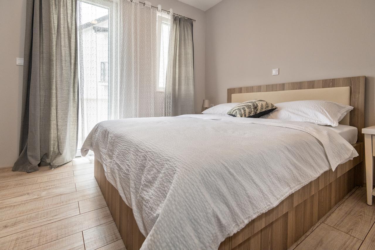 Apartments Leona Neum Extérieur photo